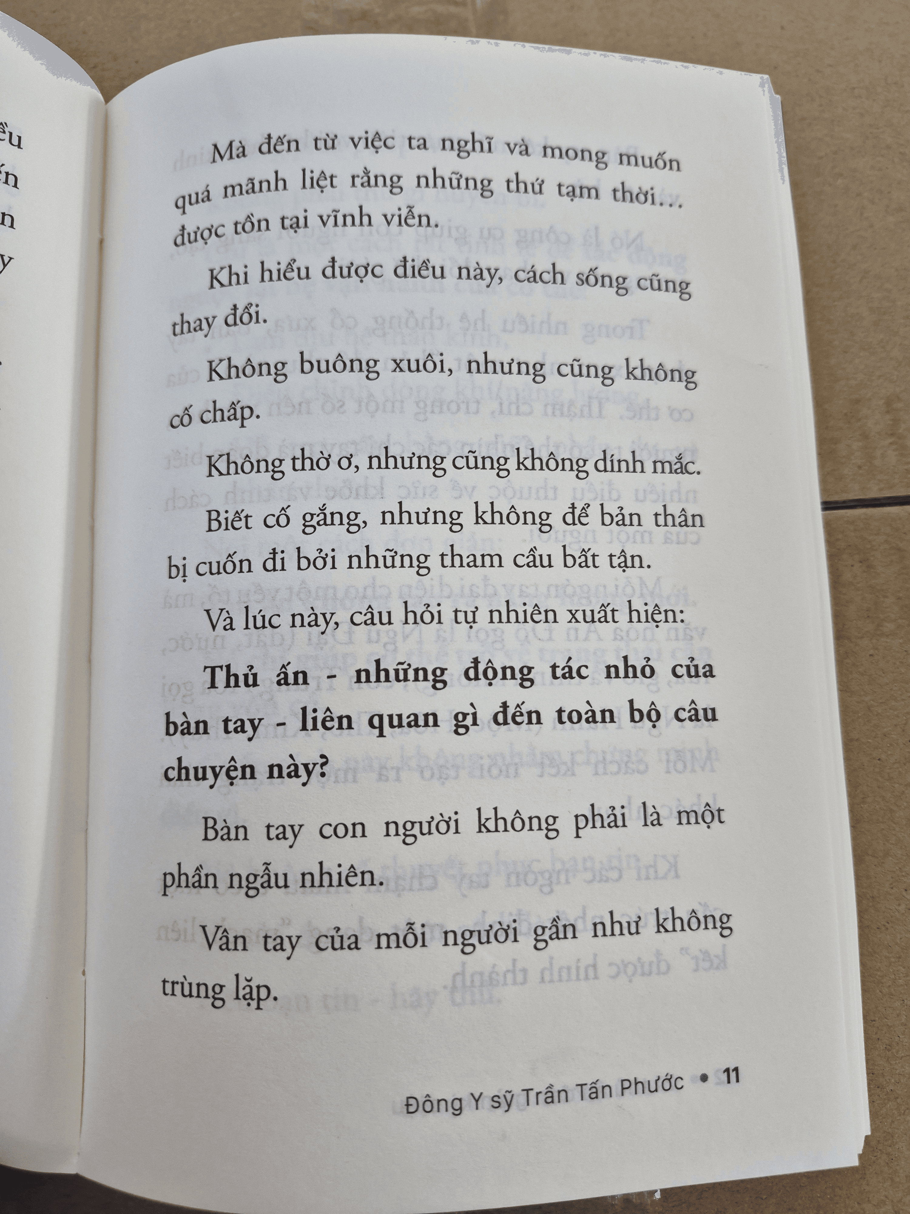 Những chương đầu tiên của sách